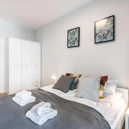 Appartement Rent Like - Kolo Brzegu Ii & Mini *